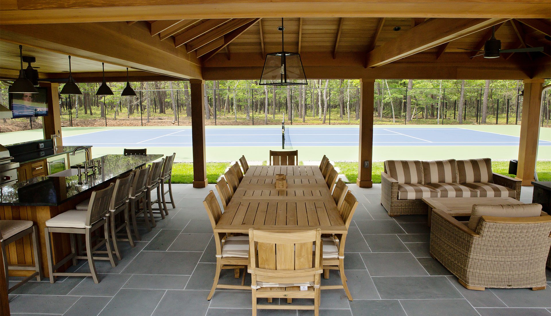 Hamptons Builder | landscaping | masonry | outdoor kitchen